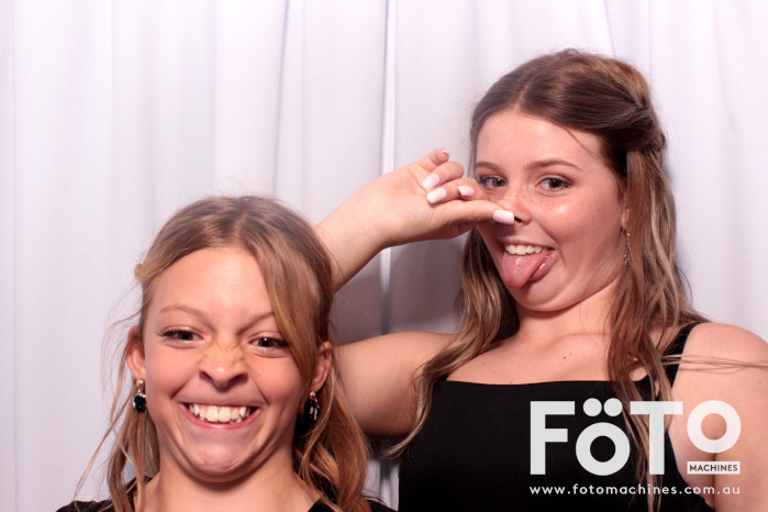 Diandra and Nick’s Wedding | View more photos from the event at gallery.fotomachines.com.au/u/FOTOMachines/Diandra-and-Nick’s-Wedding